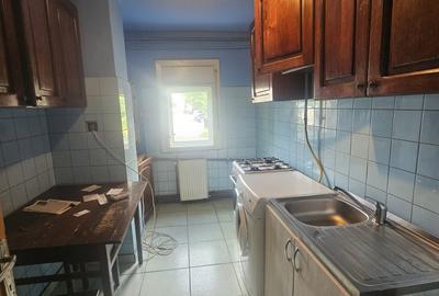 Apartament 3 camere decomandat - centrala termica !! - 3