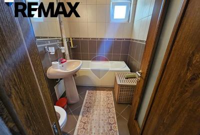 Apartament 3 camere langa Universitatea Din Craiova - 8