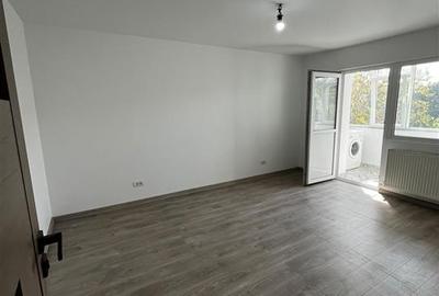 Apartament RENOVAT cu 2 cam Decomandat 2 Balcoane  CENTRU - 2