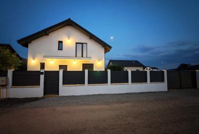Casă individuală cu 4 camere în Periferie