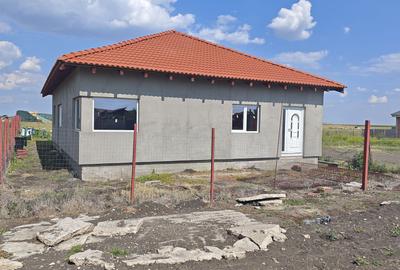 Casa Individuala Becicherecu Mic,Parter,4 Camere,2 Bai,Teren Generos - 1