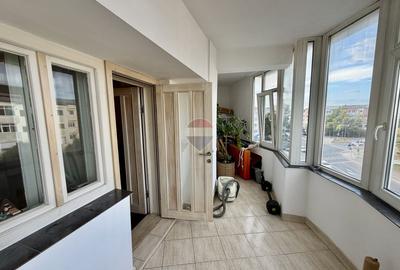Apartament 3 camere etaj 3 zona Brailei Allure Spa - 5