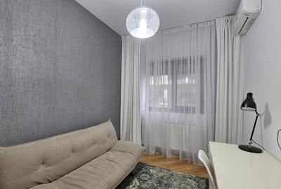 Apartament cu 3 camere decomandat, mobilat în Est