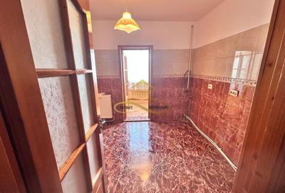 De vanzare apartament 2 camere decomandate Nord Bacau - 6