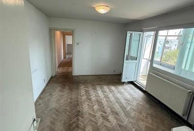 70mp - Apartament 3 camere cu pod deasupra Podu Ros zona Cotnari - 3