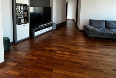4 camere,3 grupuri sanitare, 2 terase, - 1