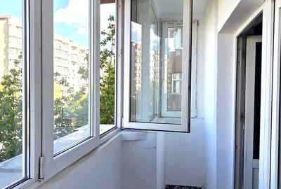 Apartament cu 2 camere decomandat, mobilat în Vitan Mall