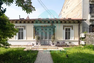 Casă individuală cu 15 camere în Cișmigiu