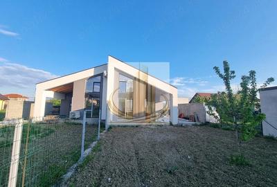 Grand Mobilis vă propune spre vânzare un duplex modern, situat în Ghir - 1