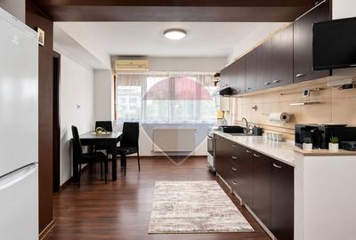 Apartament cu 3 camere de închiriat în zona Letea