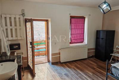 Apartament cu 5 camere decomandat în Ultracentral
