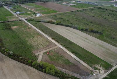 Teren Construcții intravilan de 600 mp, în Moșnița Nouă