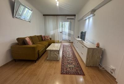 Apartament cu 2 camere semidecomandat, mobilat în 13 Septembrie
