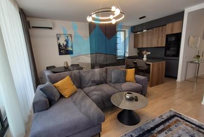 Apartament cu 3 camere semidecomandat, mobilat în Băneasa