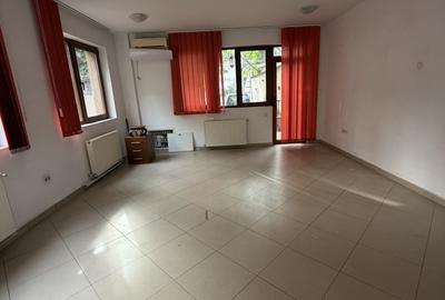 SPAȚIU DE BIROURI DE ÎNCHIRIAT | 72 MP | STRADAL | Calea 13 Septembrie - 2