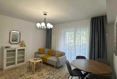 Apartament cu 3 camere semidecomandat, mobilat în Obor
