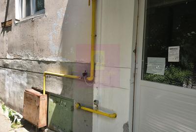 Drumul Taberei - Valea Ialomiței,  Apartament 3 camere în Bloc P+4 - 4