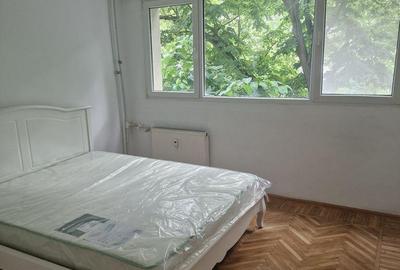 Apartament cu 2 camere decomandat în Drumul Taberei