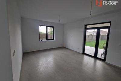 Duplex de vanzare, 4 camere, Mosnita Veche - 12