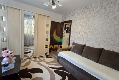 Apartament cu 2 camere semidecomandat, mobilat în Apărătorii Patriei