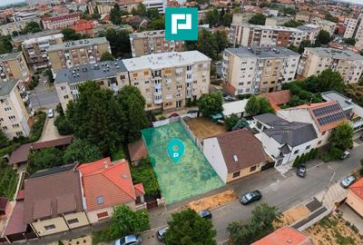 Teren Construcții intravilan de 355 mp, în Intim