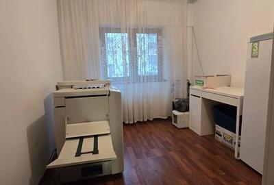 Targoviste, str. Boerescu Zaharia, parter, vanzare apartament 4 camere - 9