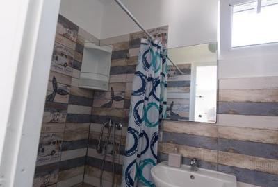 Exclusiv! Pensiune 6 camere - Vama Veche - Centru - 239.000 euro (Cod E8) - 59