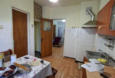 De vanzare 4 camere (Carpati) - 4