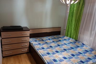 Inchiriez ap.4 camere decomandat, centrala proprie - la 5 min. de metrou Pacii - 15