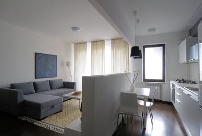 Apartament cu 2 camere semidecomandat, mobilat în Băneasa