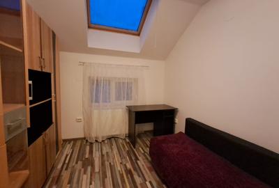Apartament 3 camere,2 balcoane,parcare str.Florilor - 9