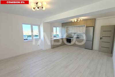 Apartament cu 3 camere decomandat în Periferie