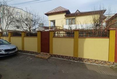 VILA P+1 Centru-Vechi 226mp utili Caramida MERITA VAZUTA - 1