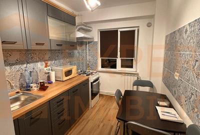 Apartament cu 2 camere decomandat, mobilat în Tomis Nord