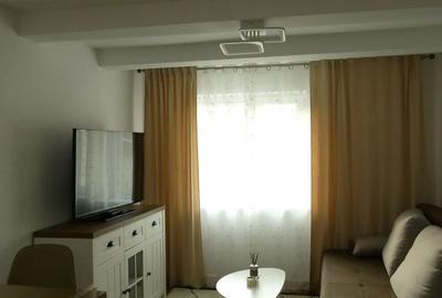 De închiriat apartament 2 camere , curte , zona Obcini, Suceava - 1