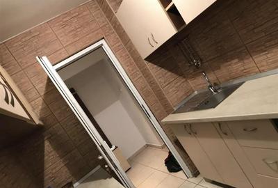 Apartament 3 Camere Semidecomandat Berceni - 1