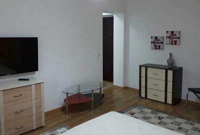 Garsonieră decomandată în Tătărași