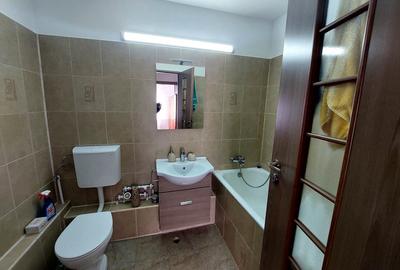 Tineretului doua camere decomandat aproape de parc mobilat utilat loc parcare - 4