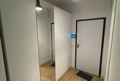 Studio dublu, lux , centrala proprie,terasa, parcare subterana, metrou - 20