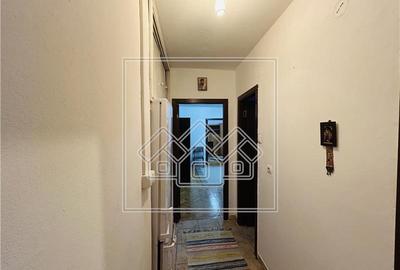 Ap cu 2 camere si balcon, Zona N. Iorga - Disponibil imediat - 13