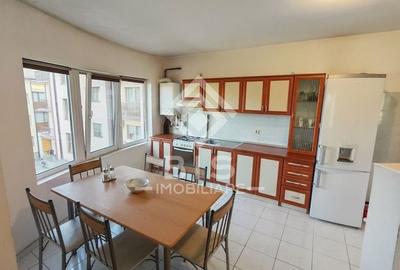 Vând Apartament Luminos, 2 Camere + Dressing, Zona Sanovil - 4