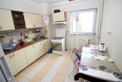 3 camere de 85 mp, cu centrală termică proprie, metrou Crângași la  10 minute - 6
