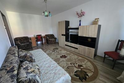 Apartament cu 2 camere în Mihai Viteazul