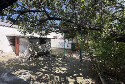 Casă cu teren 251 mp – zona Andronache, Strada Mențiunii - 28