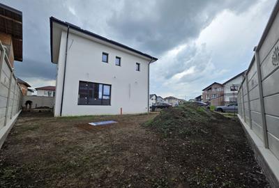 Vilă individuală în Tunari – 5 camere, curte privată - 26