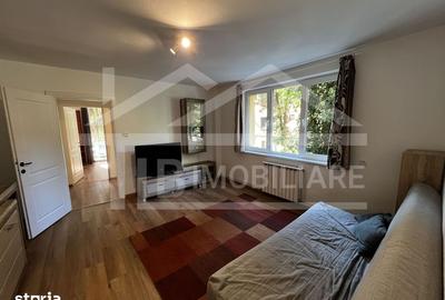Apartament cu 2 camere, mobilat în 7 Noiembrie
