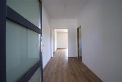 Casă individuală cu 4 camere în Dealuri Oradea