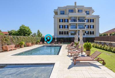 Apartament cu 2 camere semidecomandat, mobilat în Nord-Est
