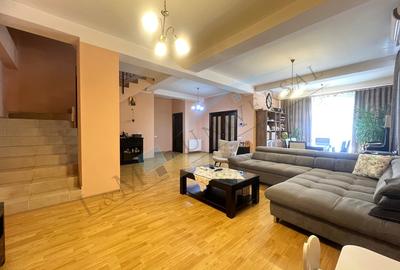 VOLUNTARI CENTRU- BCR, Vila Stil Brancovenesc, SPATIOASA, SOLIDA,Teren 400MP - 1