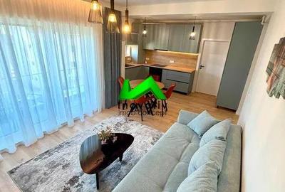 Apartament cu 2 camere semidecomandat, mobilat în Cristian